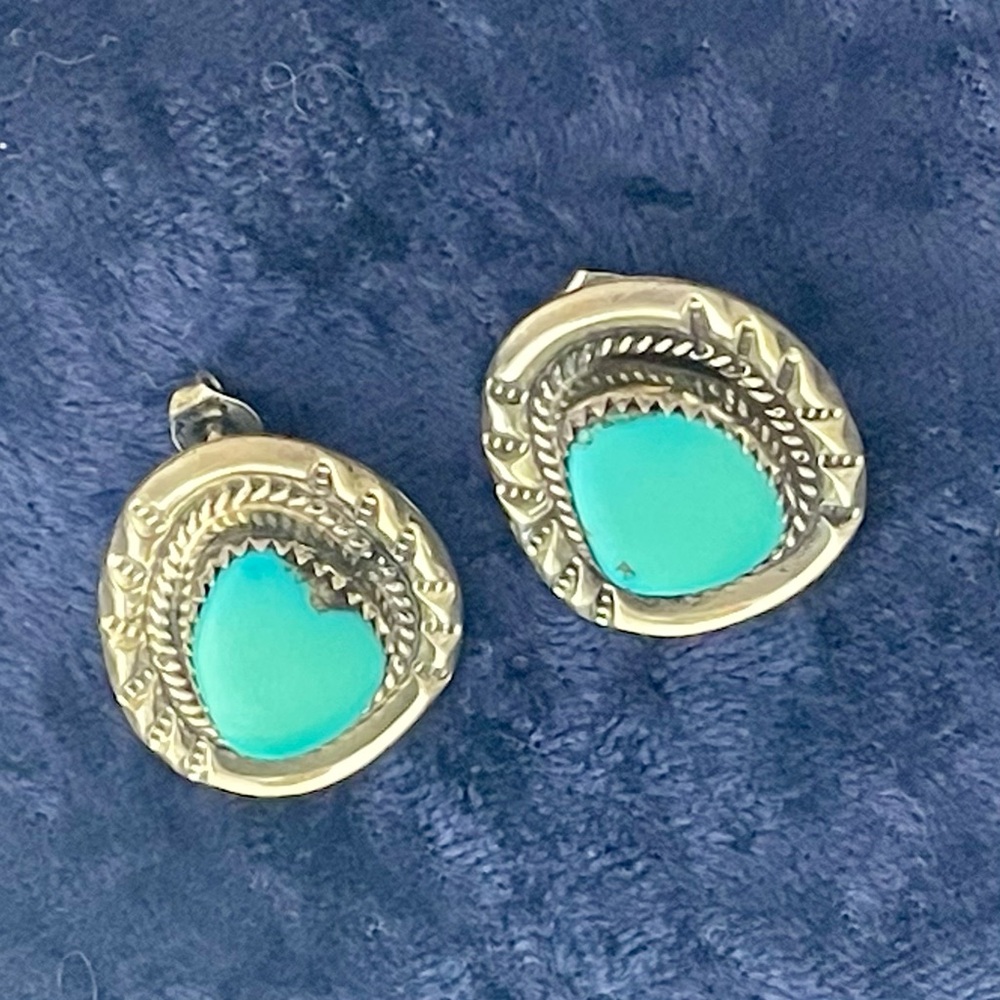 Southwest Vintage Turquoise Sterling Silver Post Earrings Unsigned Hand Made - Picture 9 of 14